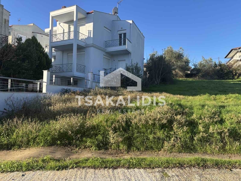 property-img